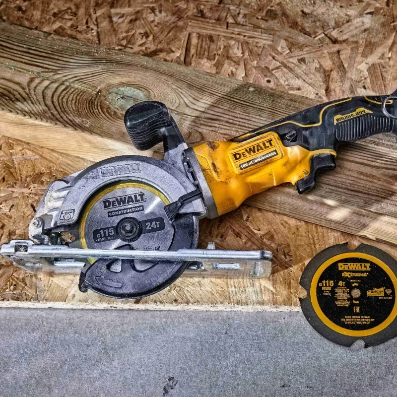 DEWALT DT20420 Costruzione Cir - Power Tools For Construction recensione e prezzo